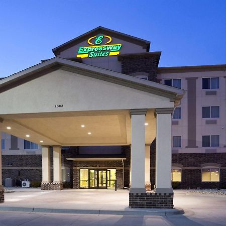 Expressway Suites Fargo Zewnętrze zdjęcie