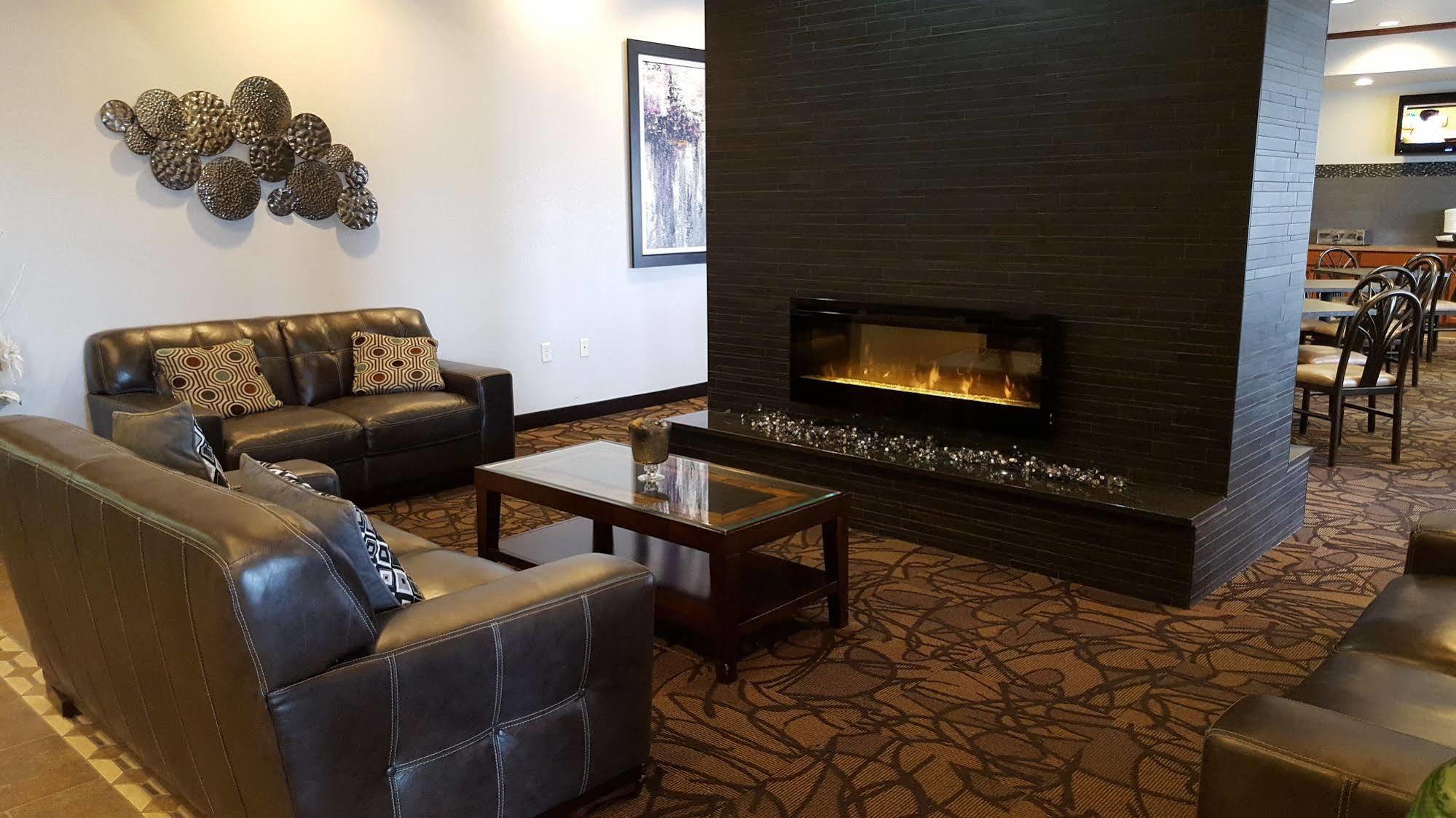 Expressway Suites Fargo Zewnętrze zdjęcie